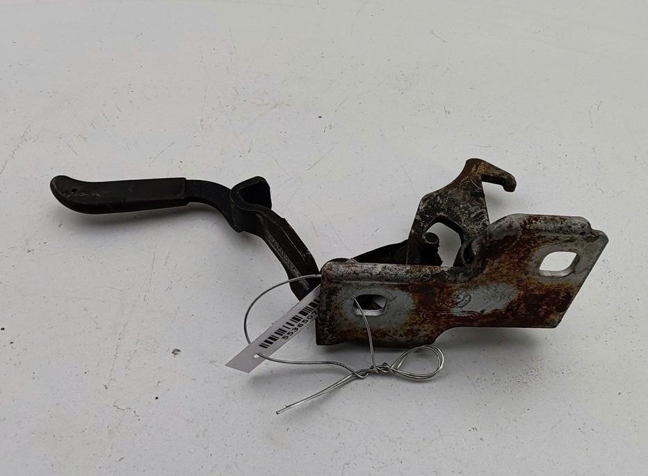 ручка открывания капота BMW 3 E46 2002, 1.8 л., бензин, МКПП, синий, универсал, 8213029