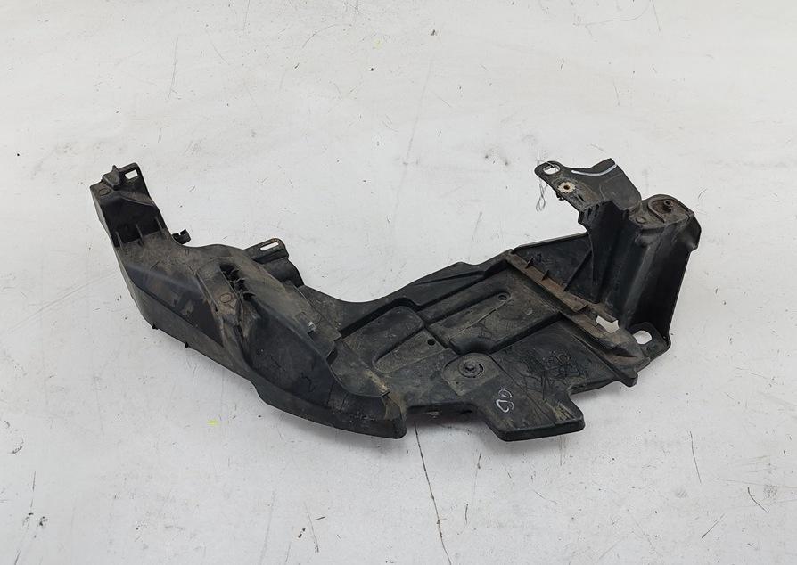 крепление фары правой Renault Megane III 2010, 1.5 л., дизель, МКПП, серый, универсал, 622220003R