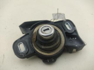 кнопка открытия багажника Opel Vectra C 2002, 1.8 л., бензин, МКПП, серый, седан, 9180101