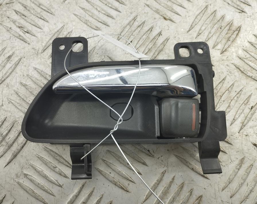 ручка внутренняя задняя левая Subaru Forester 3 поколение (SH) 2008, 2.0 л., дизель, МКПП, серый, внедорожник 5 дв. - фото №1