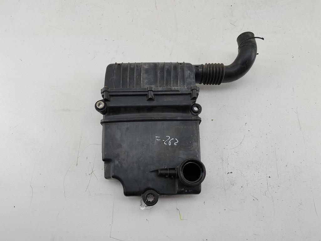 корпус воздушного фильтра Ford Ka 2 поколение 2009, 1.2 л., бензин, МКПП, чёрный, хетчбэк 3 дв. - фото №1