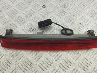 стоп-сигнал Toyota Avensis 2 поколение (T250) 2004, 2.0 л., дизель, МКПП, чёрный, универсал