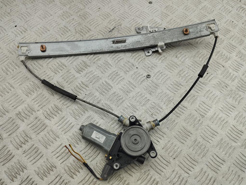 стеклоподъемник электрический передний правый Mazda Tribute 2004, 2.3 л., бензин, МКПП, серый, внедорожник 5 дв., AY2621000332