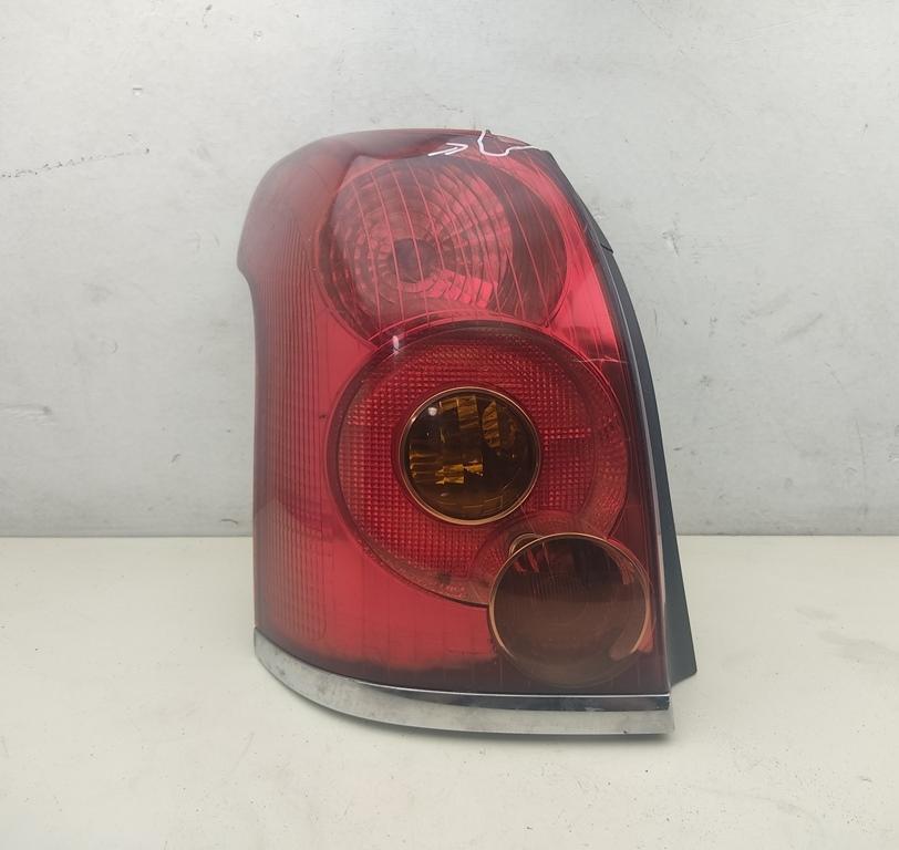 фонарь задний левый Toyota Avensis 2004, 2.0 л., дизель, МКПП, чёрный, универсал