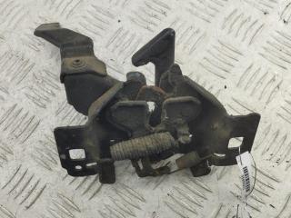 замок капота Ford Maverick 2001, 2.0 л., бензин, МКПП, чёрный, внедорожник 5 дв., YL8416A770
