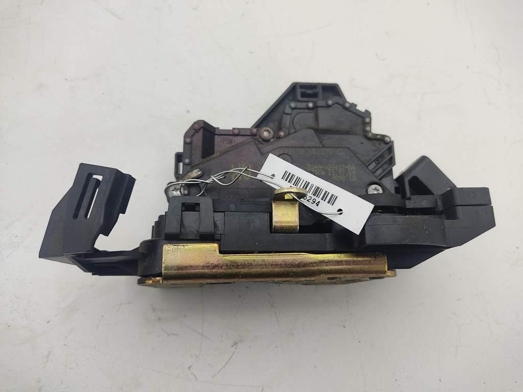 замок двери задней правой Ford Focus I 2004, 1.8 л., бензин, МКПП, красный, седан, 2S4A-A26412-DA