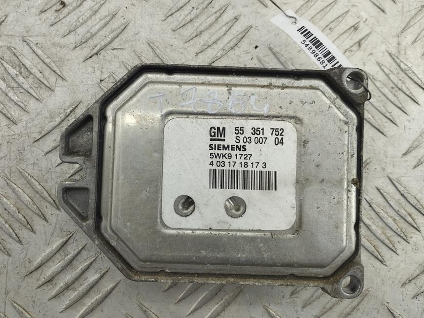 ЭБУ Opel Zafira A 2004, 1.8 л., бензин, МКПП, серый, минивэн, 55351752
