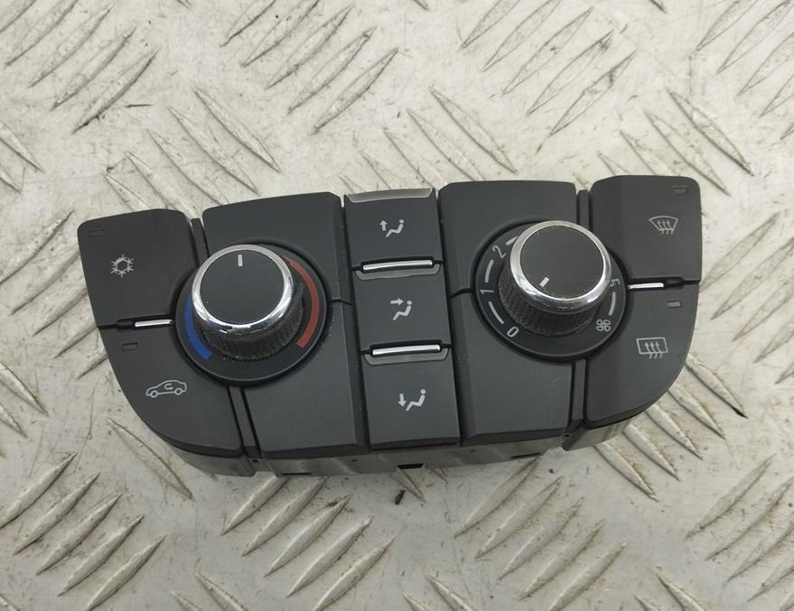 блок управления печки / климат-контроля Opel Astra J 2010, 2.0 л., дизель, МКПП, чёрный, хетчбэк 5 дв., 13337691