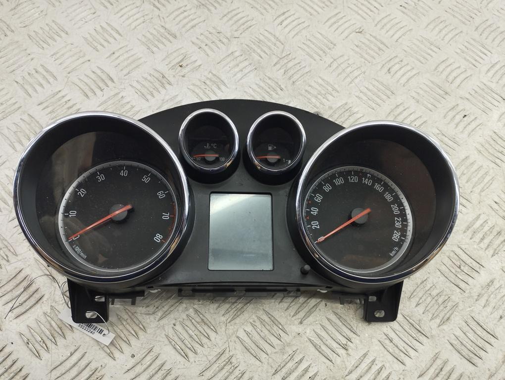 приборная панель Opel Astra J 2010, 1.4 л., бензин, МКПП, чёрный, хетчбэк 5 дв., 13338431