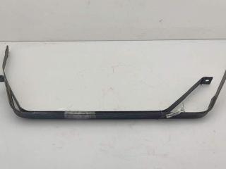 крепление бака топливного Ford Mondeo III 2005, 1.8 л., бензин, МКПП, красный, универсал