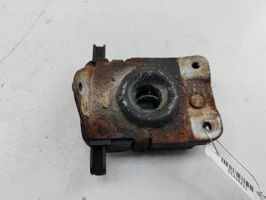 замок капота BMW 3 E46 2002, 1.8 л., бензин, МКПП, чёрный, седан