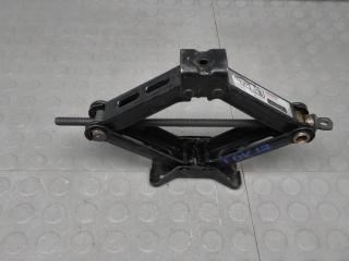 домкрат Honda Civic 8 поколение 2005, 1.6 л., бензин, МКПП, хетчбэк 5 дв.