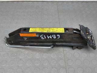 домкрат Volkswagen Touareg 1 поколение [рестайлинг] 2009, 2.5 л., дизель, АКПП, внедорожник 5 дв.