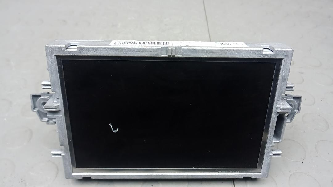 монитор Mercedes-Benz E-Класс W212/S212/C207/A207 2011, 3.0 л., E350 CDI, дизель, АКПП, седан, A2129008607 - фото №1