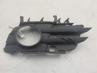 рамка фары противотуманной левой Opel Vectra C 2004, 2.2 л., бензин, МКПП, серый, хетчбэк 5 дв., 13100593