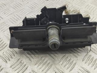 ручка крышки багажника Audi A6 C5 2002, чёрный, универсал, 8D9827565C