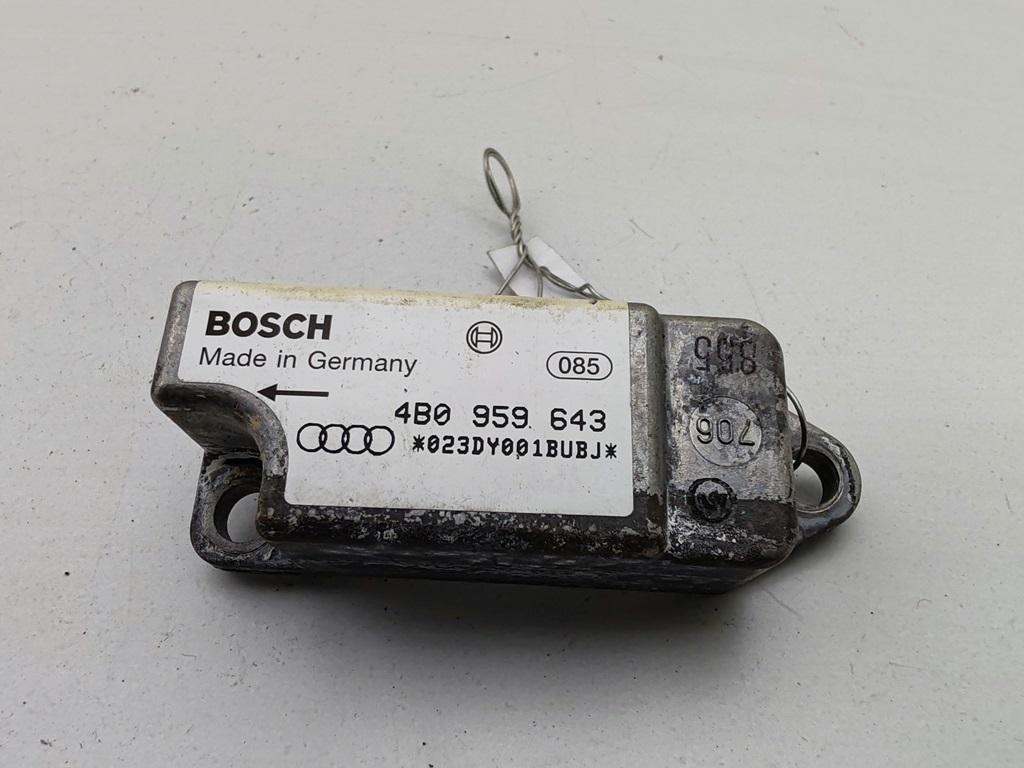 датчик AirBag Audi A6 C5 1997, 2.8 л., бензин, МКПП, серый, седан, 4B0959643