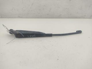 Щеткодержатель (поводок стеклоочистителя) задний Opel Omega B 1996, 2.0 л., бензин, МКПП, зелёный, универсал, 90457809