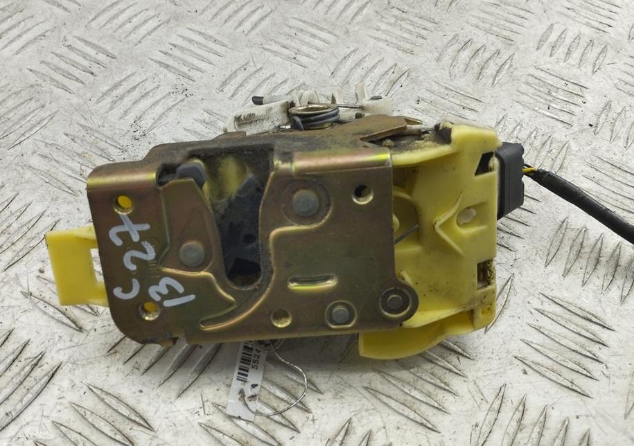 замок двери передней левой Ford Focus I 2001, 1.8 л., дизель, МКПП, чёрный, универсал, XS41-A21813-CF