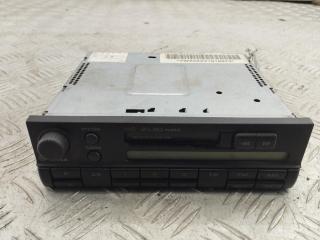 магнитола Volkswagen Transporter T4 1996, 1.9 л., дизель, МКПП, белый, микроавтобус, 3B0035152