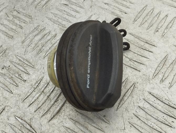 пробка топливного бака Ford Fiesta 2004, 1.3 л., бензин, МКПП, чёрный, хетчбэк 5 дв.