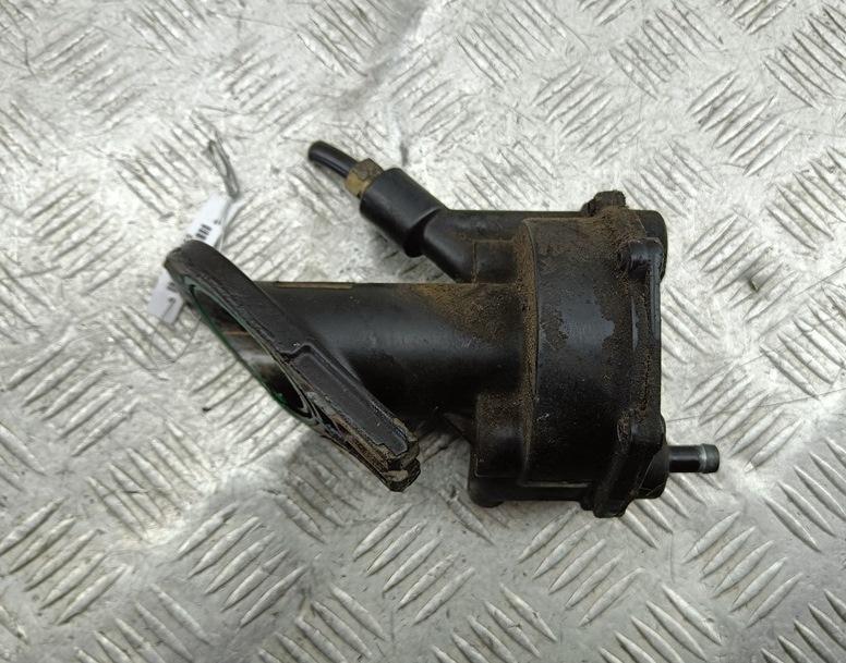 насос вакуумный Ford Focus I 2001, 1.8 л., дизель, МКПП, чёрный, универсал