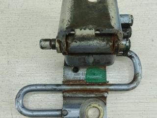 петля двери Volkswagen Golf-4 2001, серый, универсал, 4B0831411B, 4B0831401B
