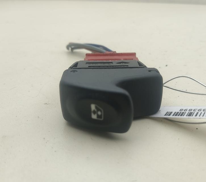 кнопка стеклоподъемника переднего правого Renault Kangoo I 2000, 1.9 л., дизель, МКПП, синий, фургон