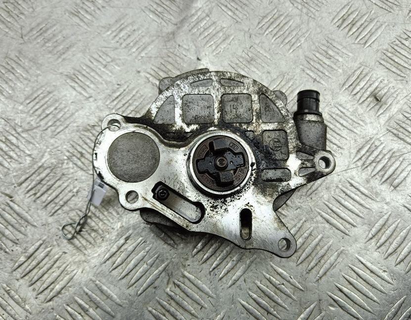 насос вакуумный Volkswagen Tiguan 2014, 2.0 л., дизель, МКПП, серый, внедорожник 5 дв., 03L145100F