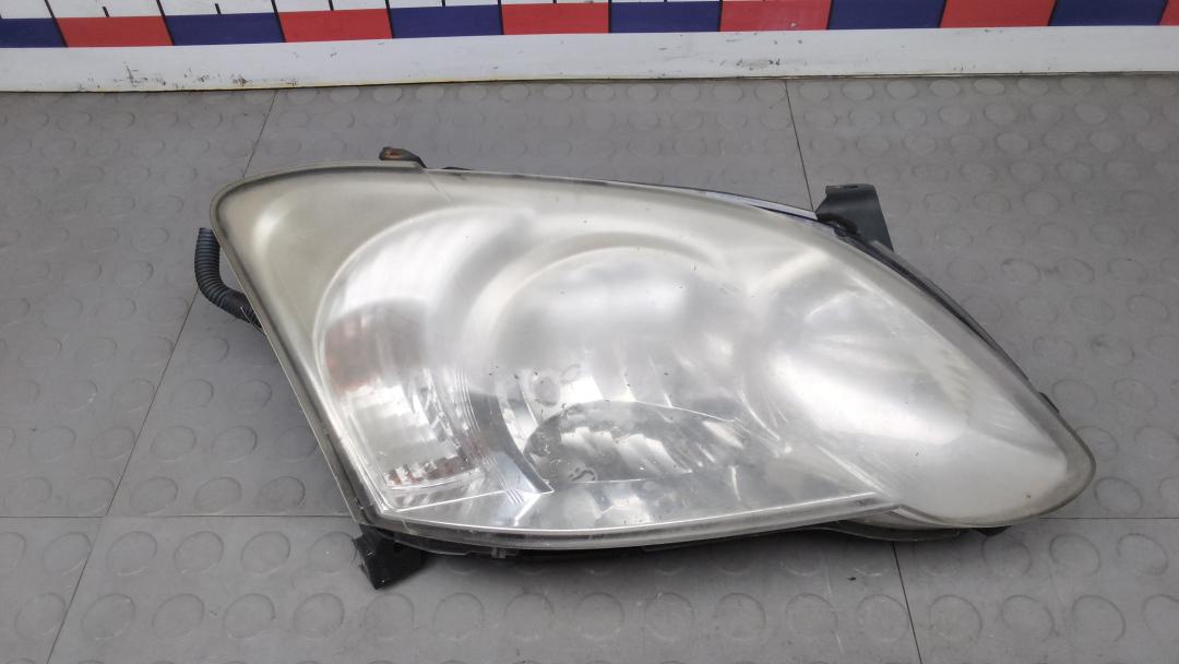 фара правая Toyota Corolla 2006, 2.0 л., дизель, МКПП, хетчбэк 5 дв.