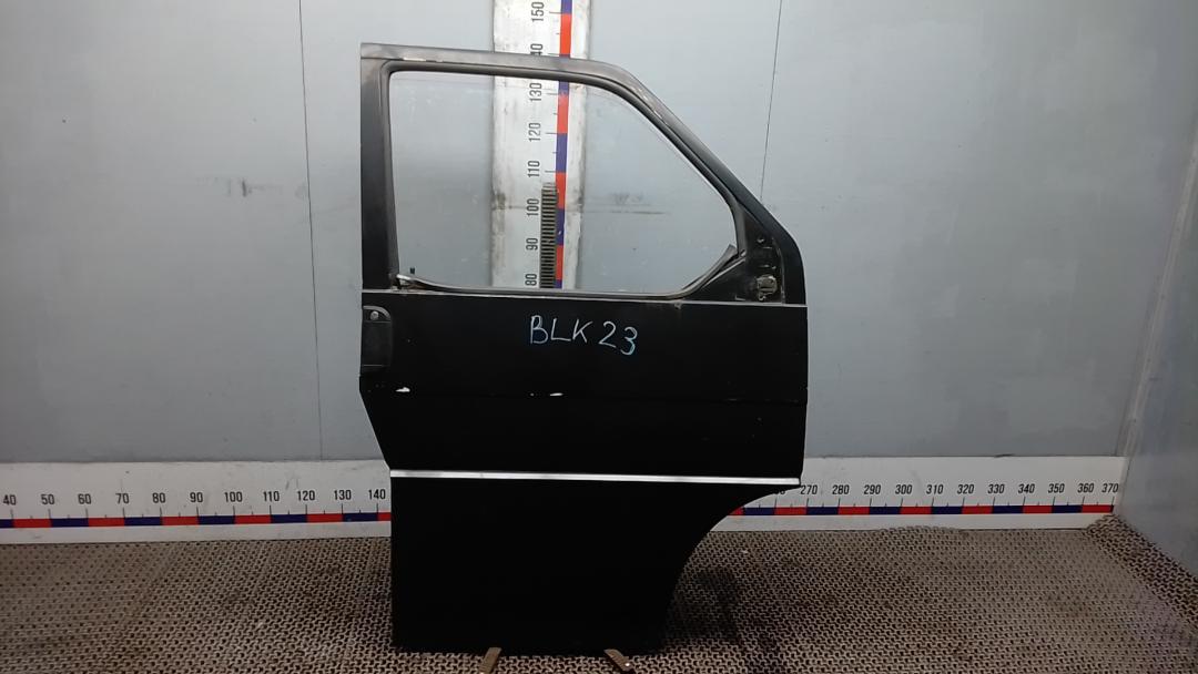 дверь передняя правая Volkswagen Transporter T4 2002, 2.0 л., дизель, МКПП, микроавтобус - фото №1