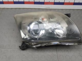 фара правая Toyota Avensis 2008, 2.2 л., D-CAT, дизель, МКПП, хетчбэк 5 дв.