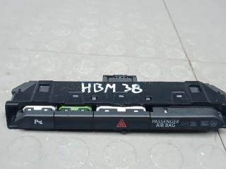 кнопка аварийной сигнализации Volkswagen Passat B8 2015, 1.6 л., дизель, МКПП, универсал