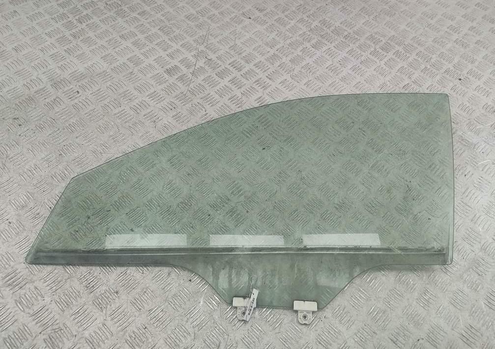 стекло двери передней левой Subaru Impreza 2009, 1.5 л., бензин, МКПП, белый, хетчбэк 5 дв.