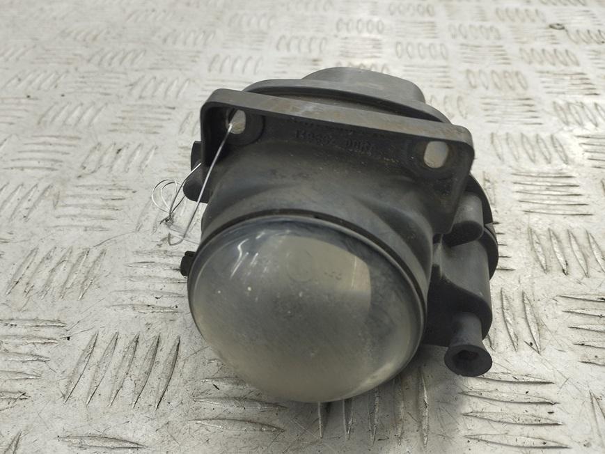 фара противотуманная правая Audi A6 C5 1998, 2.8 л., бензин, АКПП, серый, универсал, 14933400 - фото №1