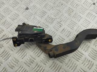 педаль Audi A4 B5 2000, 1.6 л., бензин, МКПП, серый, седан, 8D1721523A