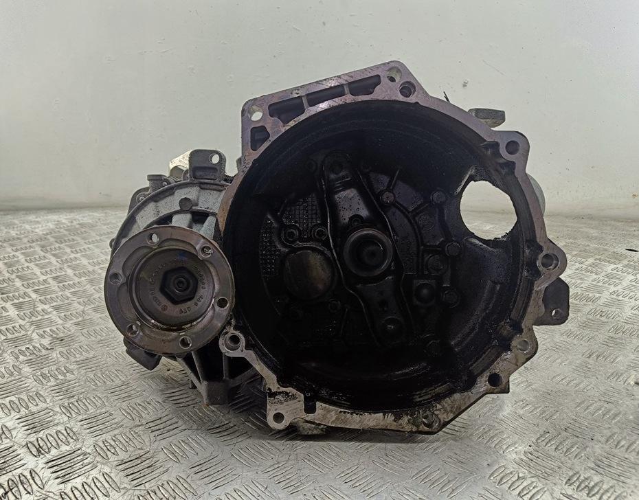 МКПП Volkswagen Passat B6 2009, 1.8 л., бензин, МКПП, чёрный, универсал, KVT