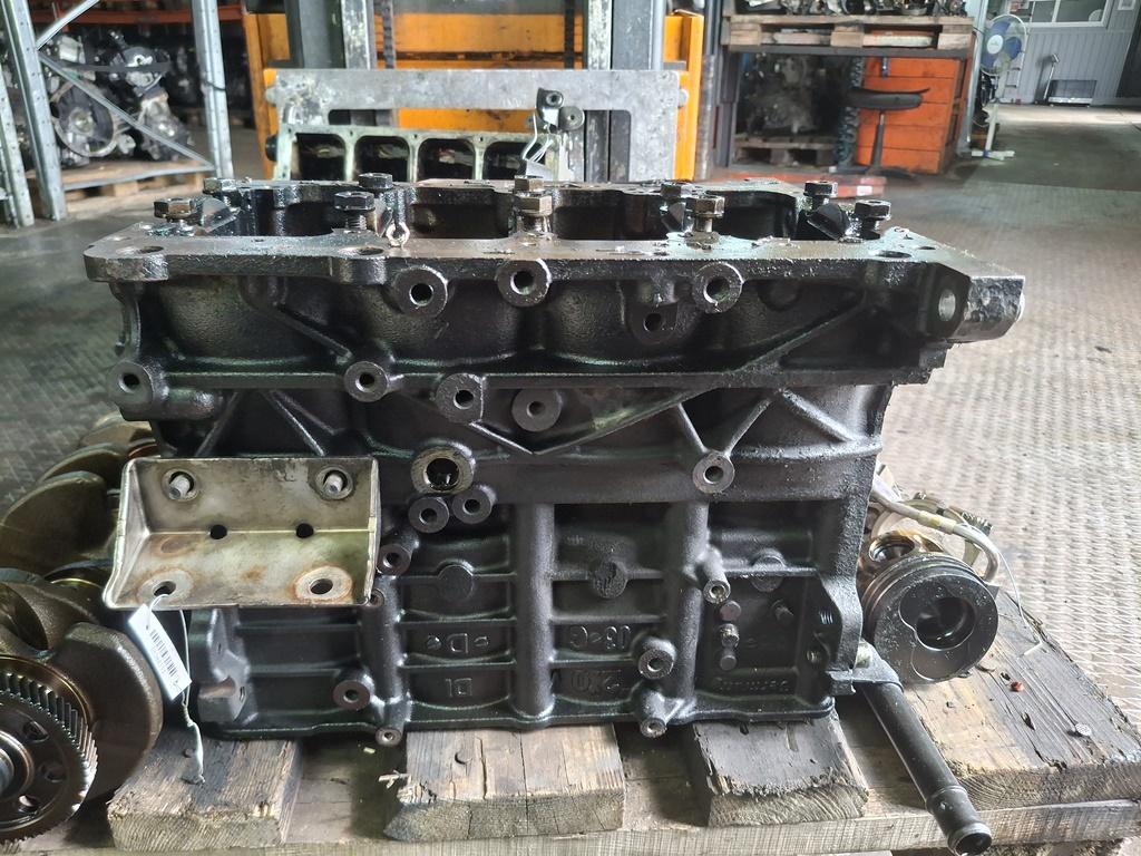 блок цилиндров Volkswagen Passat B6 2007, 2.0 л., дизель, МКПП