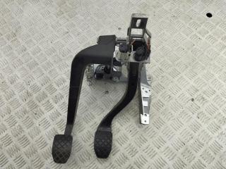 узел педальный (блок педалей) Audi A4 B7 2005, 2.0 л., дизель, МКПП, чёрный, универсал, 8E1721117A