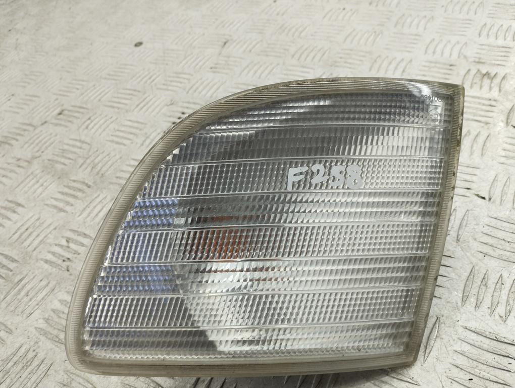 Поворотник (указатель поворота) левый Mercedes-Benz Vito 2001, 2.2 л., дизель, АКПП, чёрный, микроавтобус