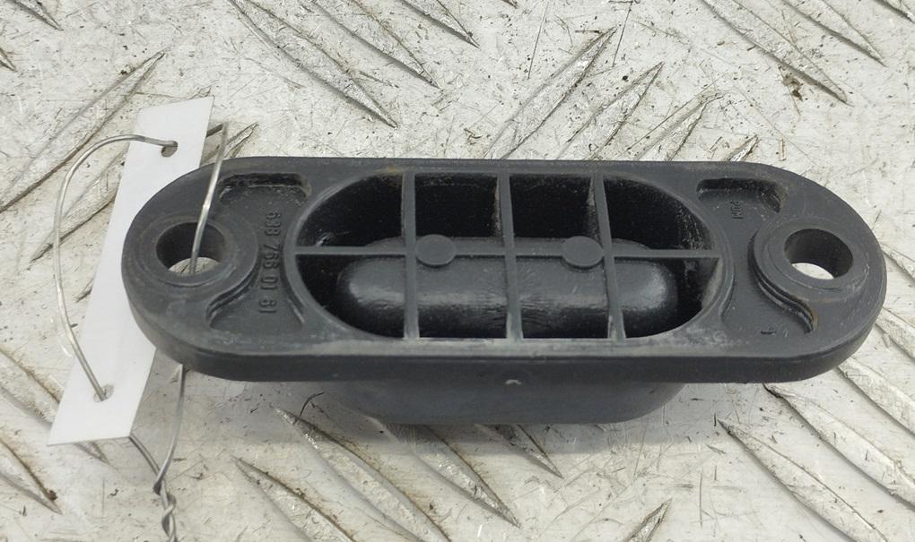 ответная часть (скоба) замка двери Mercedes-Benz Vito 2001, 2.2 л., дизель, АКПП, чёрный, микроавтобус, 6387660161