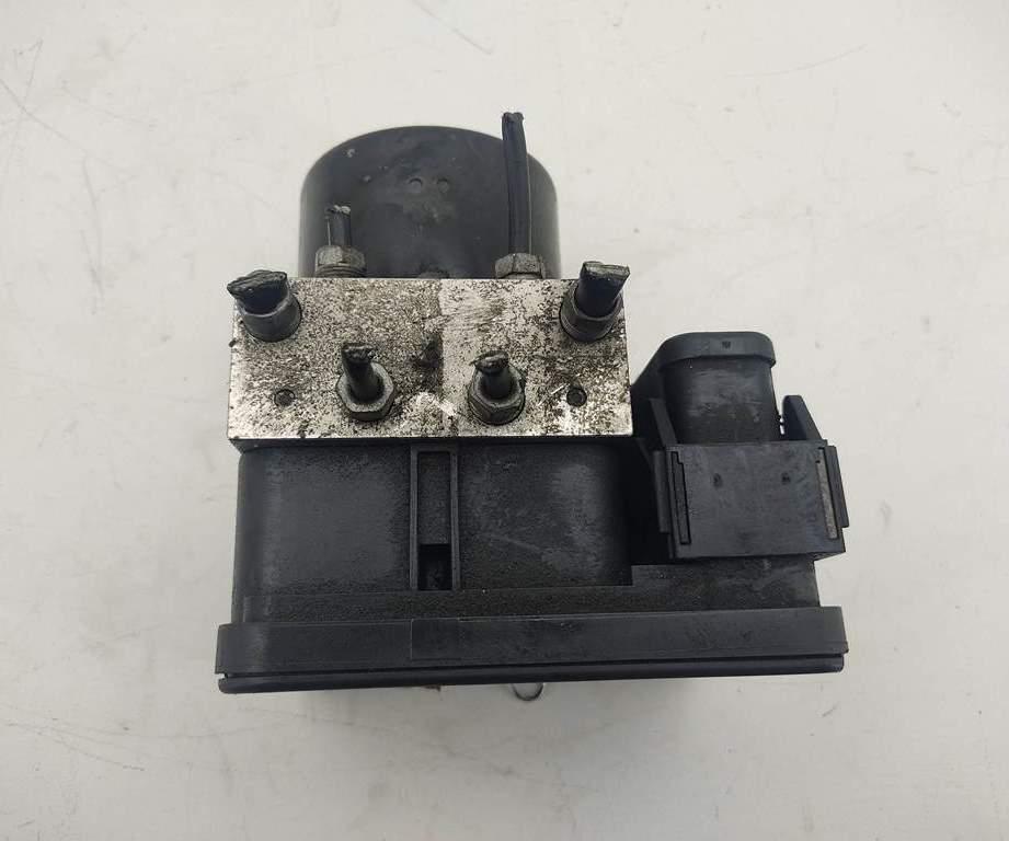 блок ABS Ford Focus II 2005, 1.6 л., i, бензин, МКПП, синий, хетчбэк 3 дв., 10096001153