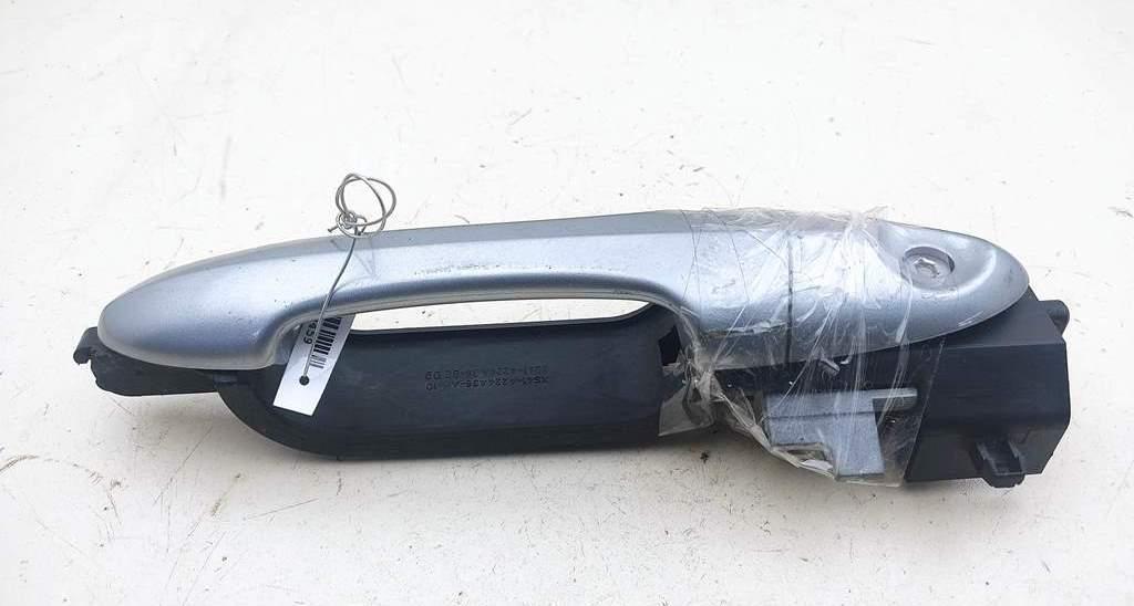 ручка наружная передняя правая Ford Focus I 2003, 1.6 л., i, бензин, МКПП, серый, хетчбэк 5 дв., XS41-A224A36-AH