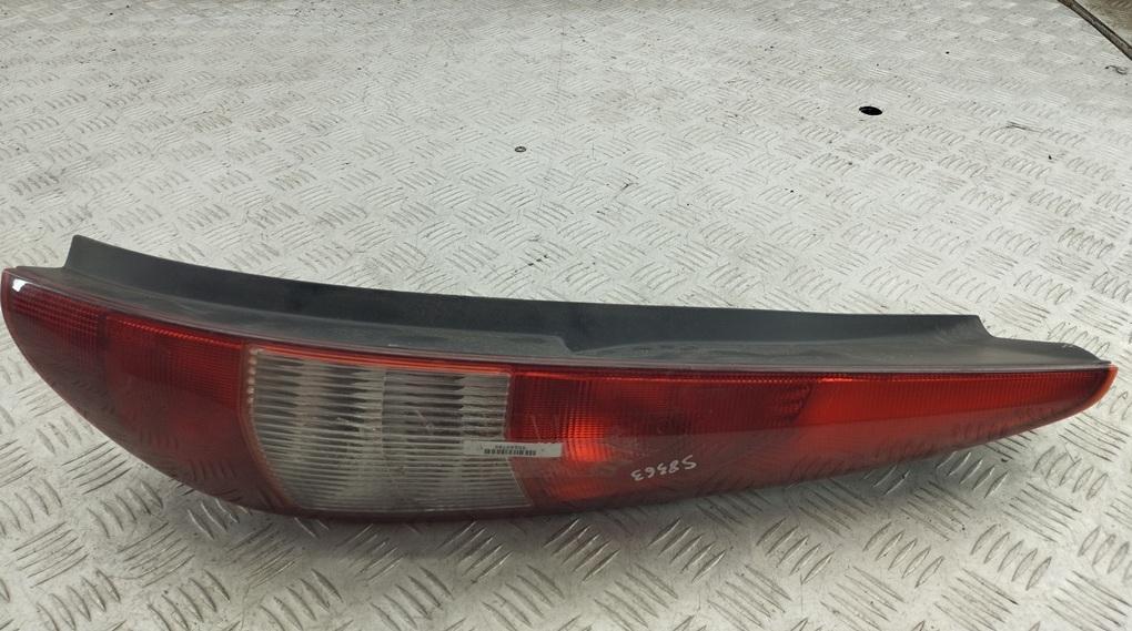 фонарь задний правый Ford Mondeo III 2003, 2.0 л., дизель, МКПП, серый, универсал, 1S7113404C