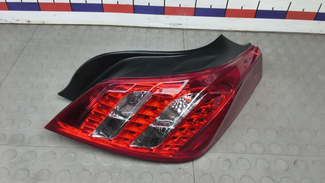 фонарь задний правый Peugeot 508 2013, 2.0 л., HDi, дизель, МКПП, седан