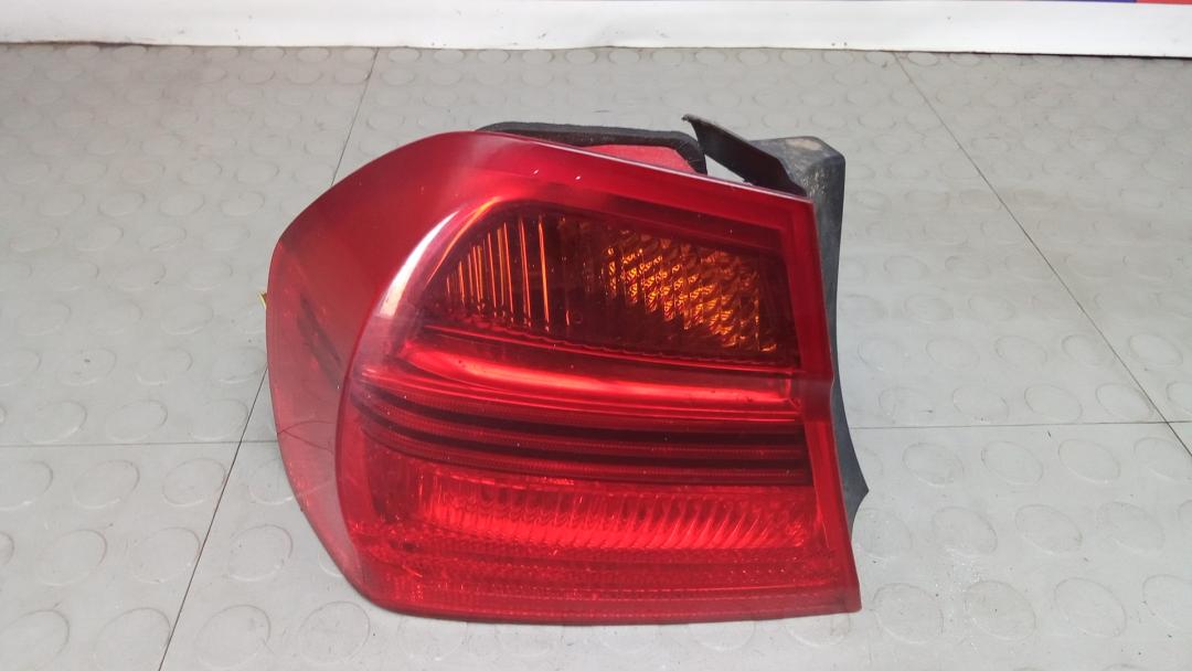 фонарь задний левый BMW 3 серия 2005, 2.0 л., 318i, бензин, МКПП, седан