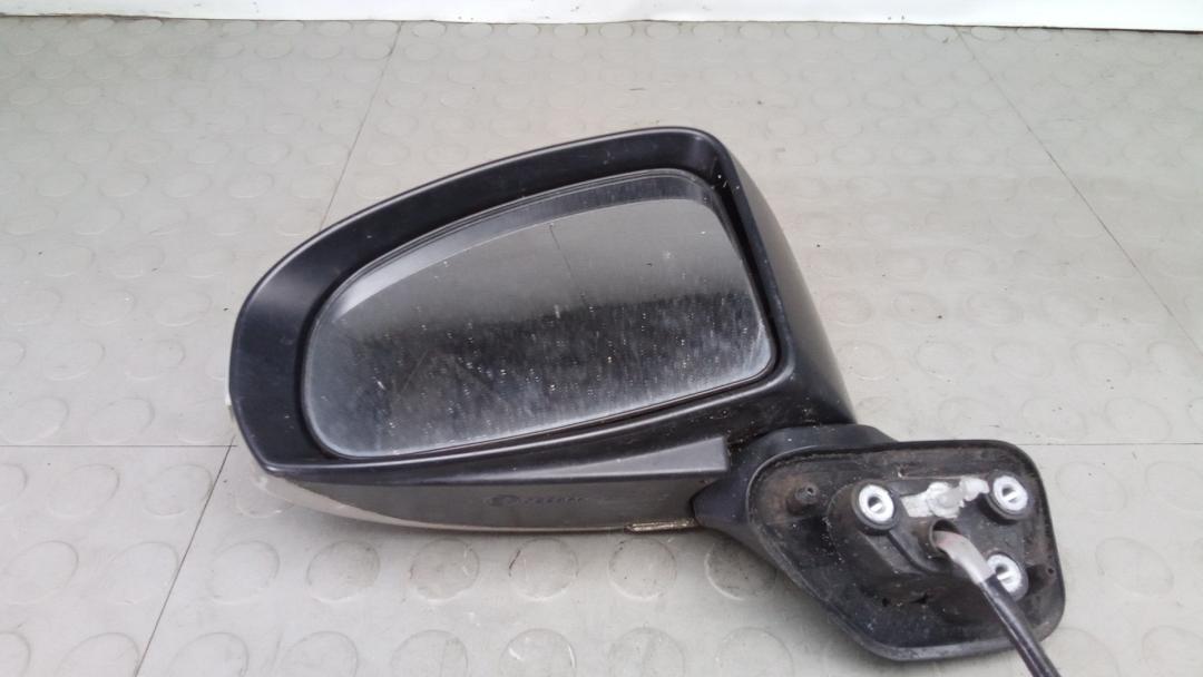 зеркало левое Toyota Prius 2010, 1.8 л., бензин, АКПП, хетчбэк 5 дв., 7PIN