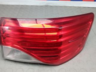 фонарь задний правый Toyota Avensis 2012, 2.0 л., дизель, МКПП, седан