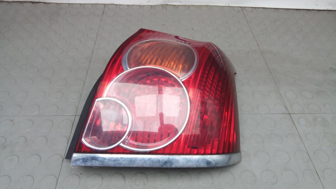 фонарь задний правый Toyota Avensis 2008, 2.2 л., D-CAT, дизель, МКПП, хетчбэк 5 дв.