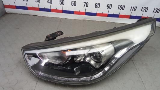 фара левая Hyundai ix35 2014, 1.6 л., бензин, МКПП, внедорожник 5 дв.